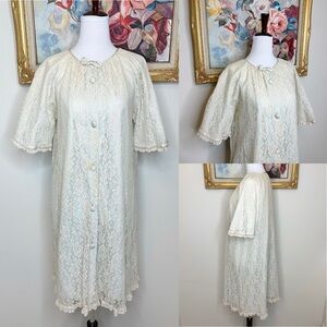 Vintage 50s Keyloun Lace Silk Overlay Ruffle Button Front Dressing Gown Robe